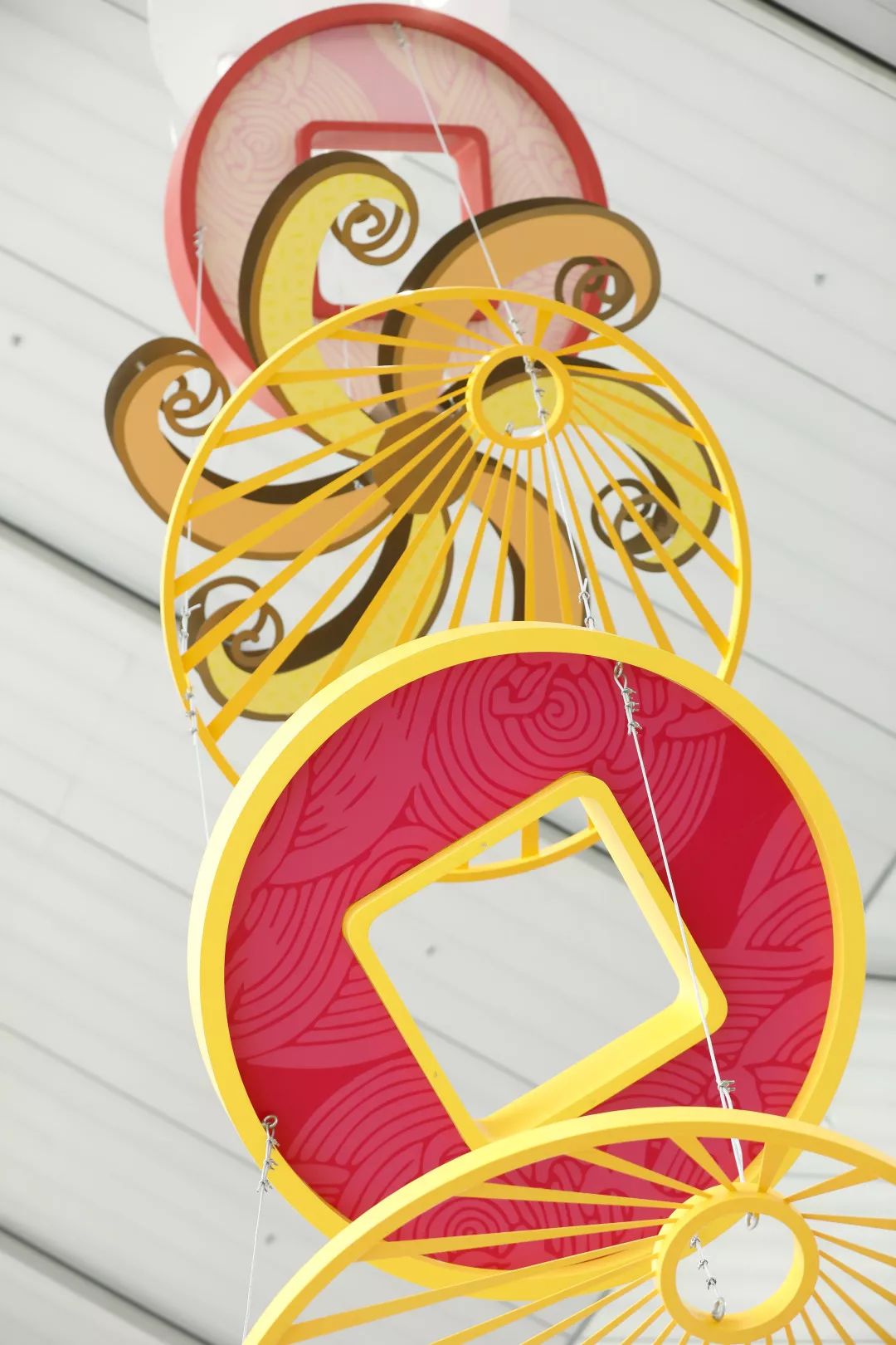 再也不怕钱包压力大，全家的新年购物清单在东荟城名店仓一次搞定