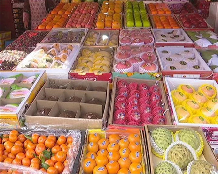 昆明水果批发市场堵车,今年昆明水果批发市场为什么冷清