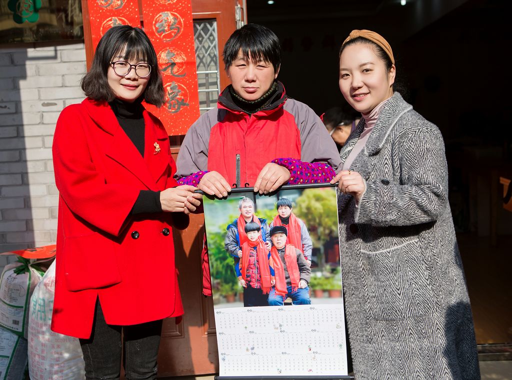 全家福定格团圆幸福时刻,全家福定格幸福时刻