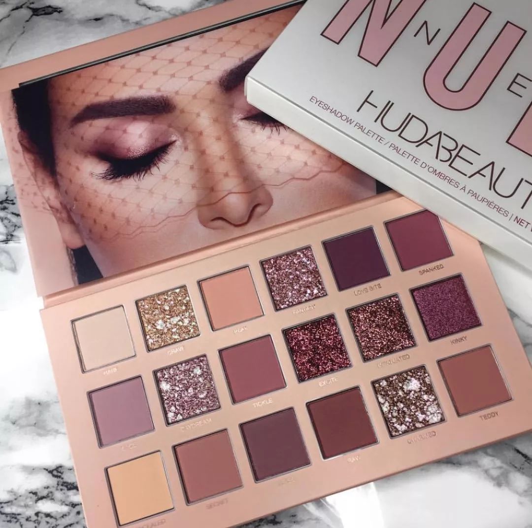 新年礼盒彩妆哪个最值,分享一下年度爱用平价绝美彩妆