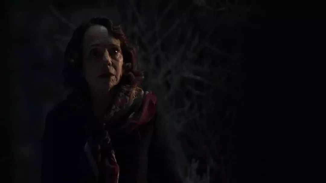 最诡异的恐怖片只有几十秒,8部令人不寒而栗的恐怖片