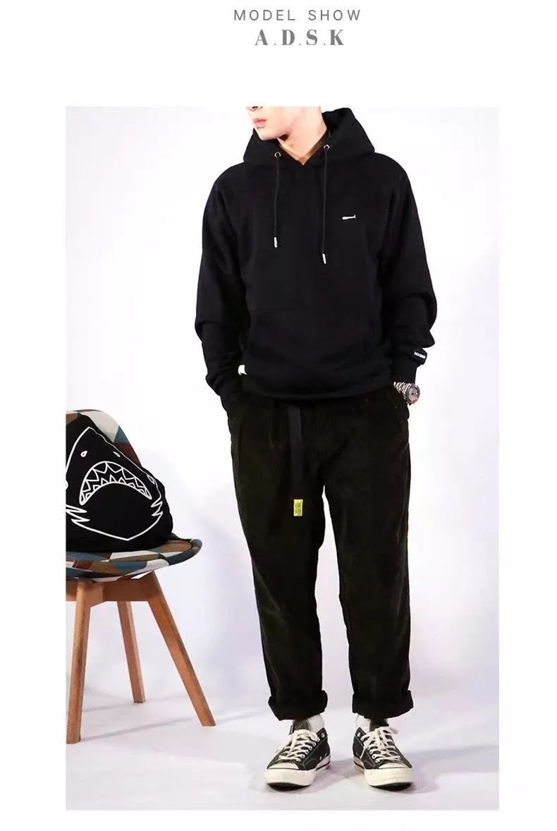 情侣装这么穿回头率绝对200%,与闺蜜男朋友穿情侣装