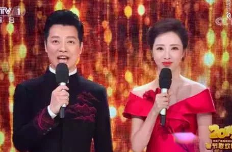 央视春晚李思思的口红,春晚李思思同色号口红