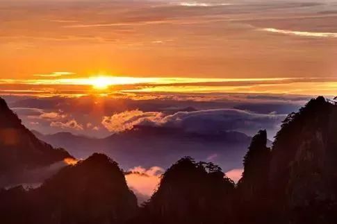 黄山正月游玩,黄山人游黄山免费票难抢吗