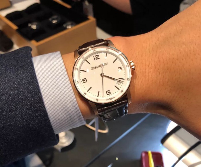 男人买表啥讲究,男人买表给你五点建议