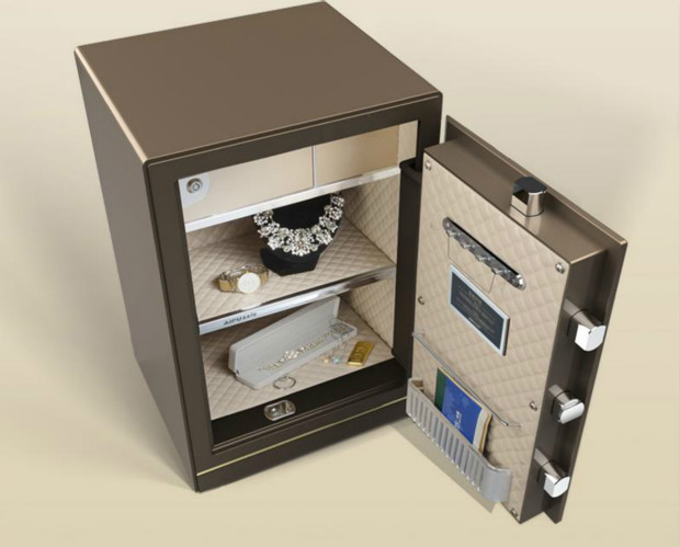 情人节潮玩爱意礼盒,情人节花样惊喜