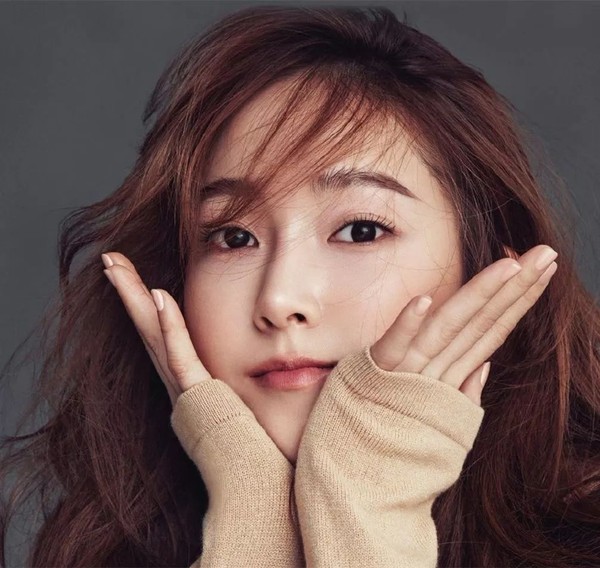 脸僵了如何解决,脸僵不自然是打了玻尿酸的原因吗