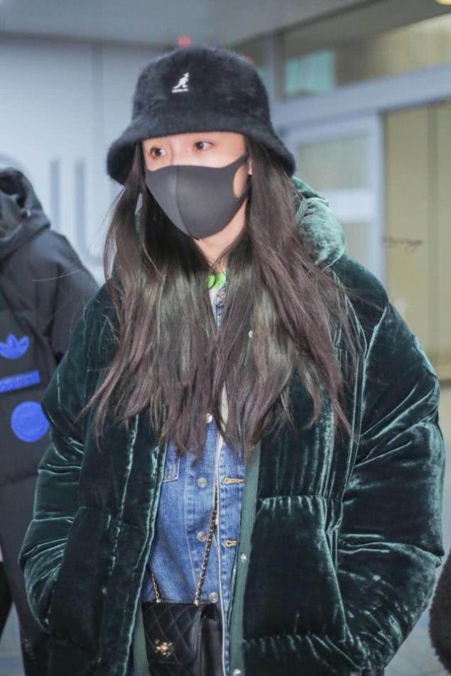 巴黎世家杨幂同款牛仔外套,杨幂牛仔衣服搭配视频