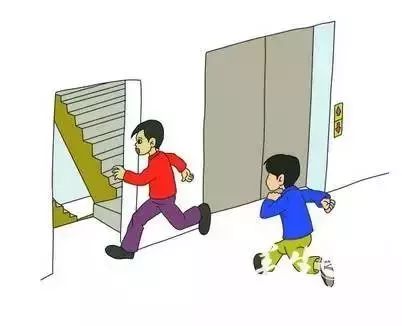 希望你可以化险为夷,印度一公寓起火致6人死亡