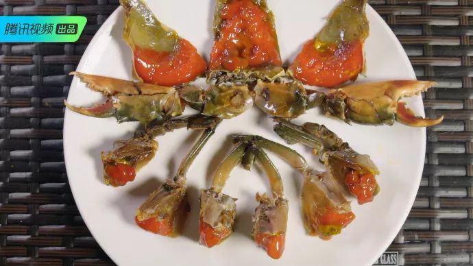 被Netflix买断全球版权！这部陈晓卿新出的纪录片要去征服世界吃货了！