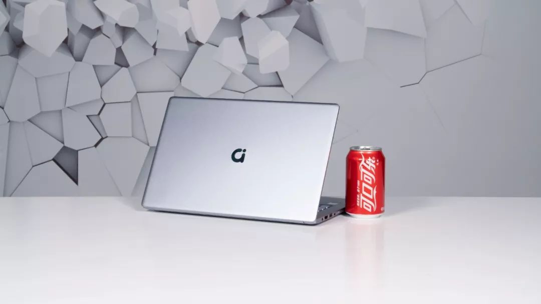 聊一款价格便宜的家用笔记本,聊一款扩展性强性能激进的商务本