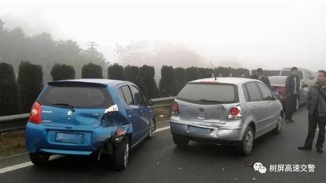 轿车高速突然急刹怎么办,高速前车突然停车怎么办