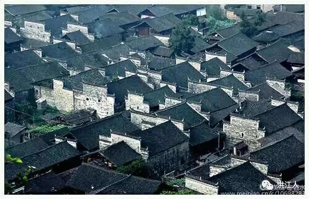 「辣评快递」一声长篙划过巫水的乡愁——品读王一丁先生《半界赋》有感