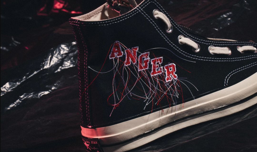 同样都是穿匡威的，怎么大哥们还“改装”上了呢？