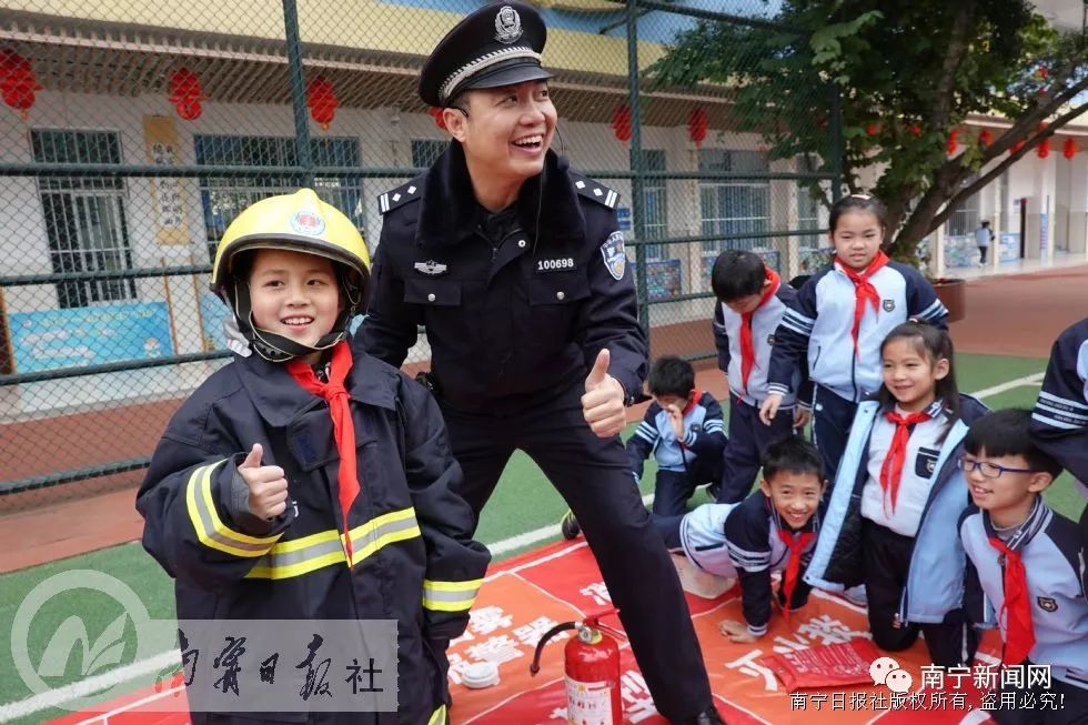 为民办实事幼儿园,为民办实事修排水渠