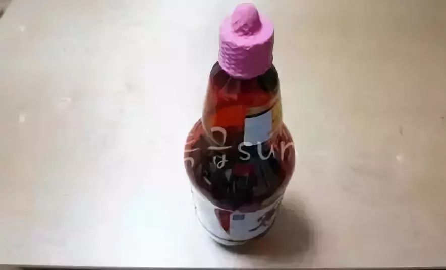 橡胶手套破了可以用火补吗,小妙招快速修复橡胶手套