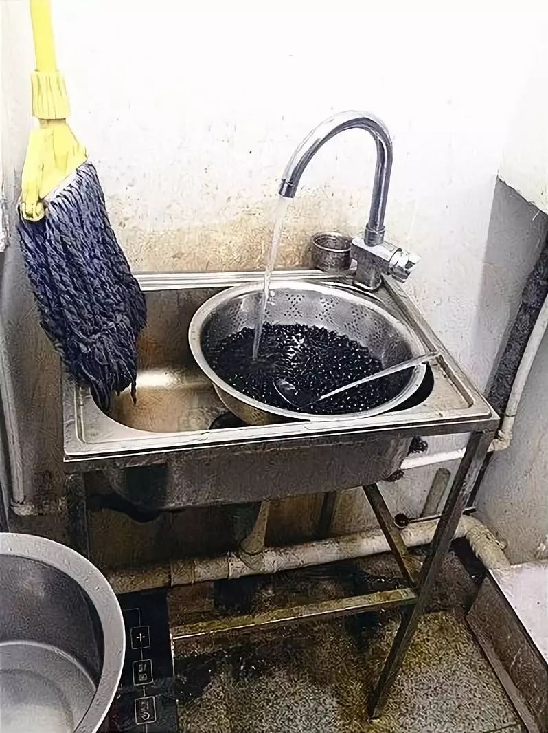 揭秘奶茶的黑幕,网红奶茶存在哪些食品安全问题