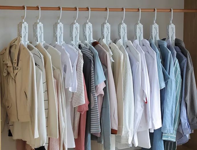 实用衣架挂钩,魔术衣架可折叠便携式多功能衣架