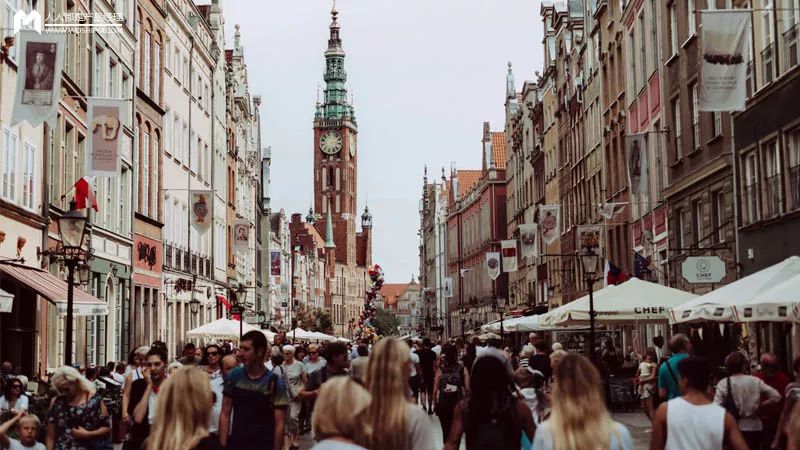 浠庣綉绾㈢湅鐢靛晢鍙戝睍,浠庣綉绾㈢粡娴庣湅甯傚満钀ラ攢