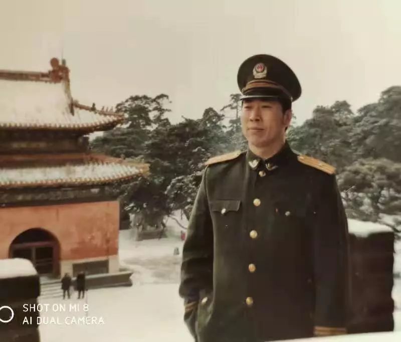 熄灯号丨每当我想起第一次授衔