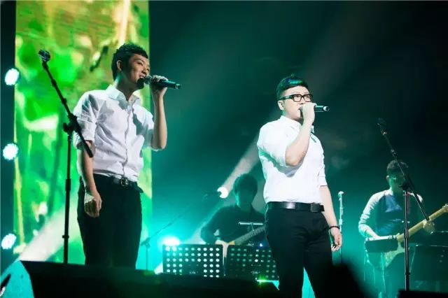 听一首民谣说一个故事,听一首民谣如同听一个故事