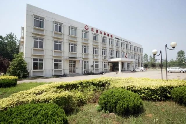 校医院提醒您春天到了，春季传染病防护事项你get到了吗？