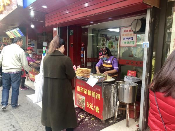 煎饼摊能赚多少钱,煎饼摊还能靠什么盈利