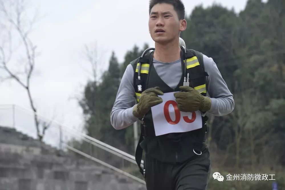 防火员们的青春奋斗故事,防火员陈建军感人事迹