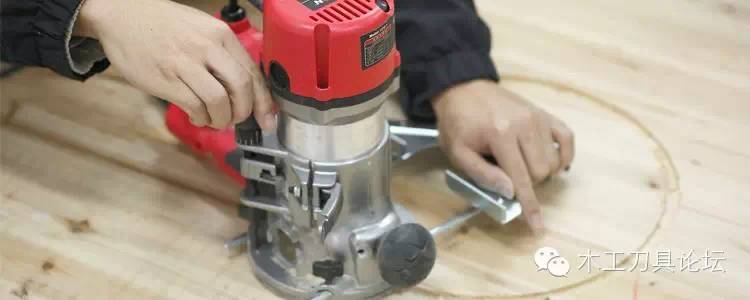 电木铣使用方法是往哪边走,电木铣技巧视频