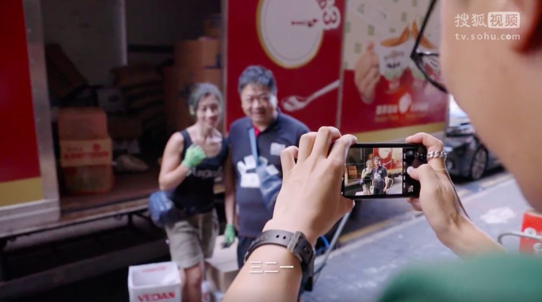 香港罗拉搬运工,香港最美搬运工罗拉