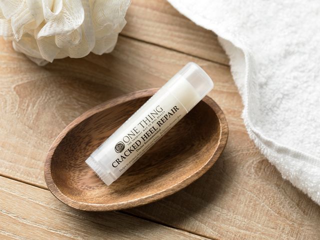 干裂的脚后跟图,干裂的脚后跟