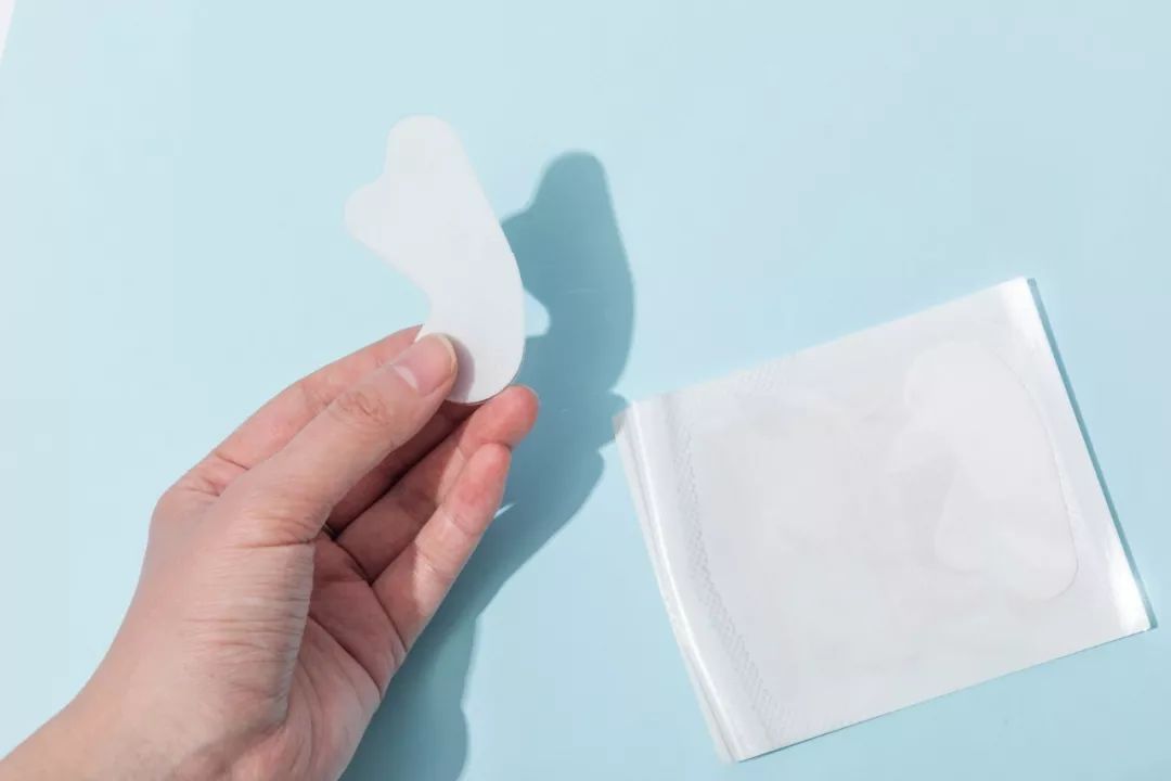 玻尿酸冻干眼纹贴,法令纹用一支玻尿酸够了没有