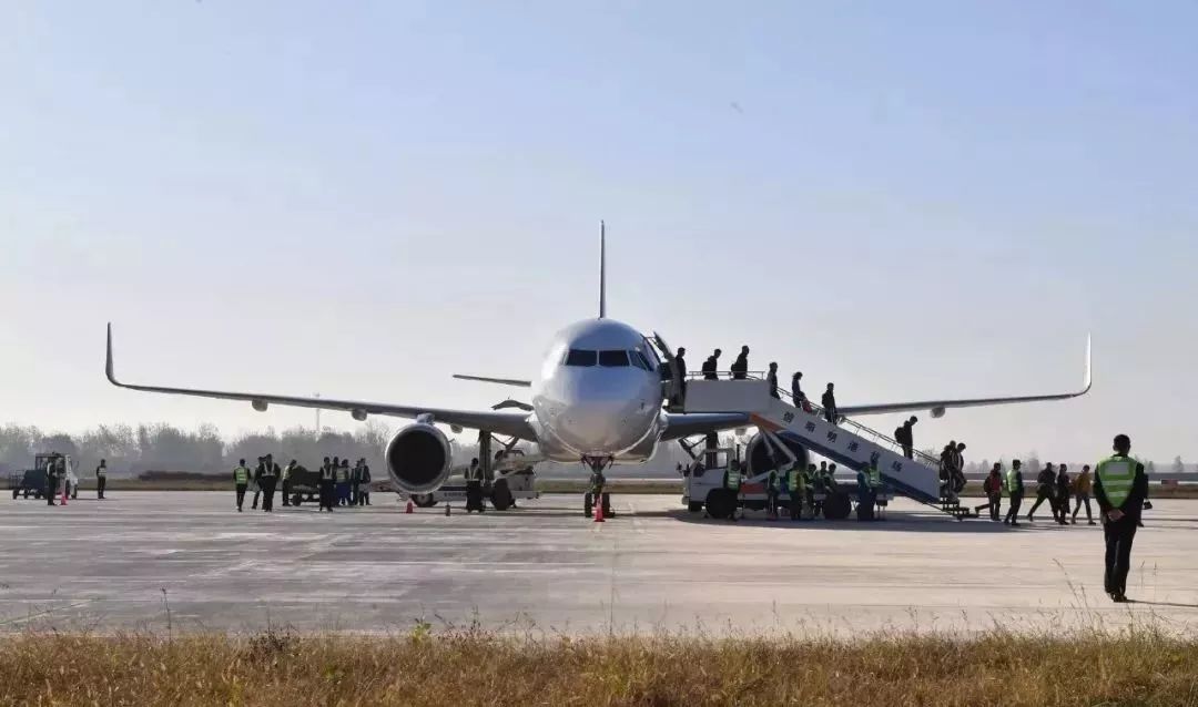 温州飞成都双流机场,明港机场直飞航线