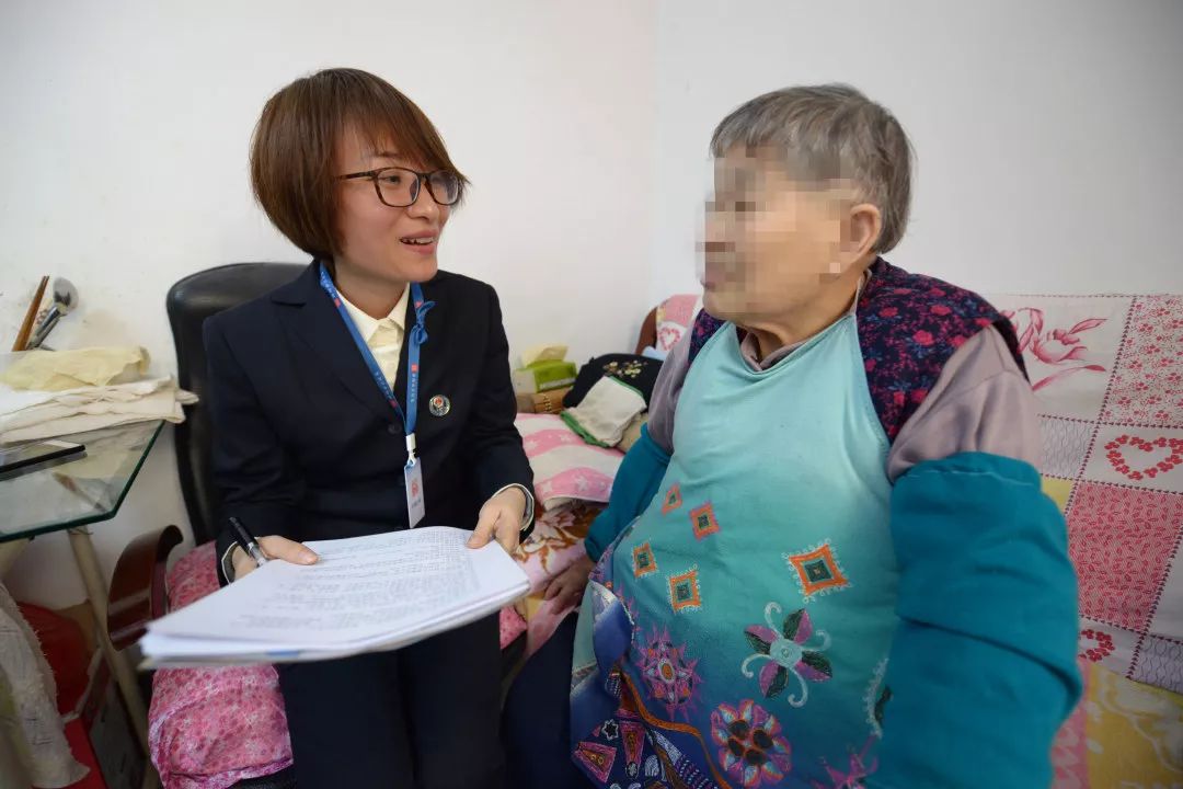 公证员每天都要做什么,作为公证员应该怎么做