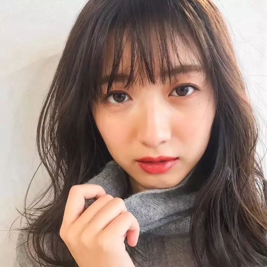 如何打理出最合适自己的短发,准备留长发的短发怎么打理好看