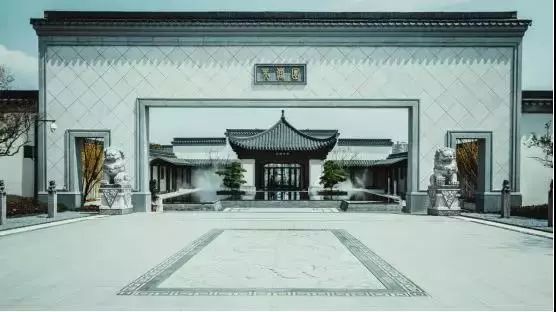 v观财报被实施退市风险警示,千亿房企蓝光发展如何自救