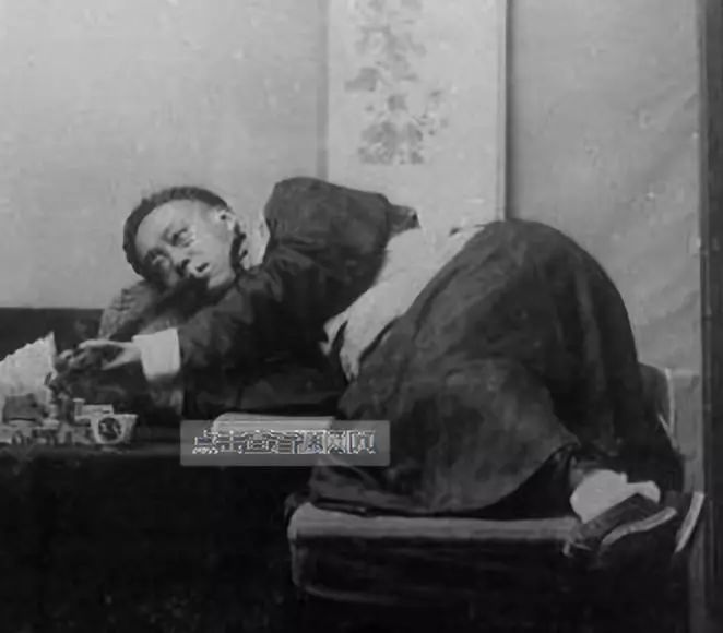 90后的童年回忆零食小卖部,90后的童年回忆小卖部抽大宝剑