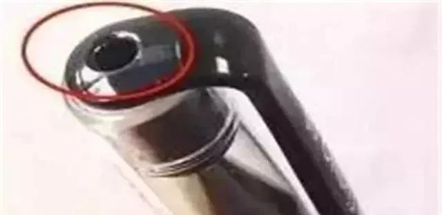辣条对儿童有多大危害,辣条千万别给孩子吃
