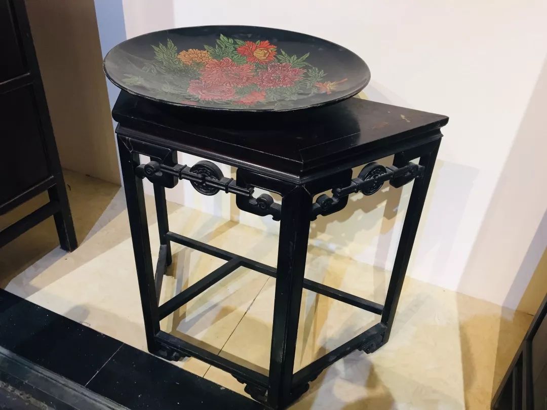 带孩子云游国内外10大顶级博物馆,青岩古镇金丝楠木博物馆