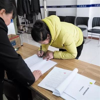 40个便民疏导点为流动摊贩安家,便民服务活动特色亮点报道