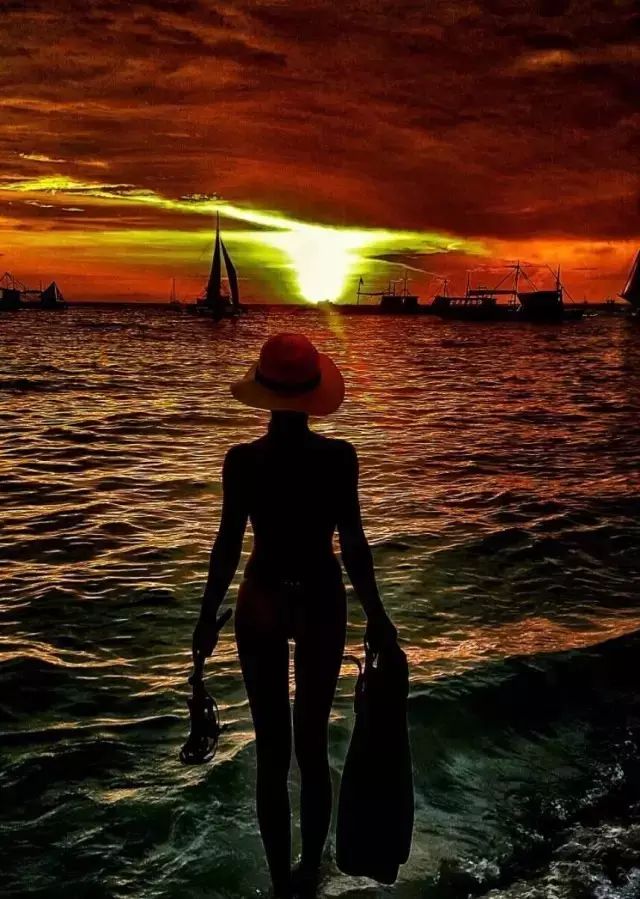 18岁最年轻辣妈照,世界上最年轻的辣妈