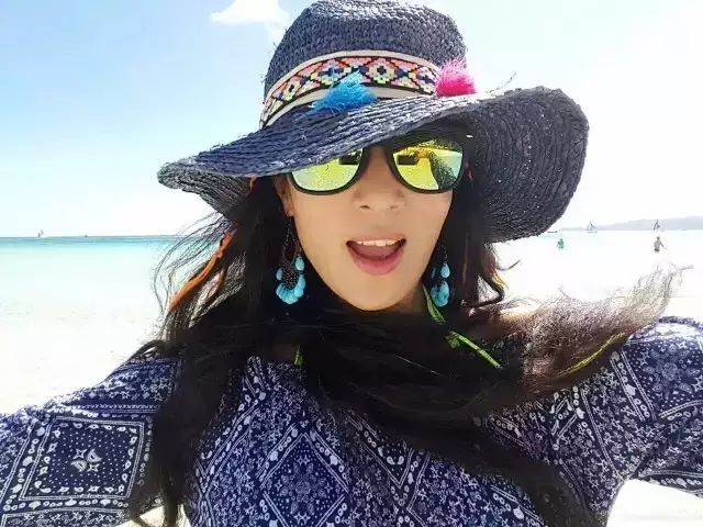 18岁最年轻辣妈照,世界上最年轻的辣妈