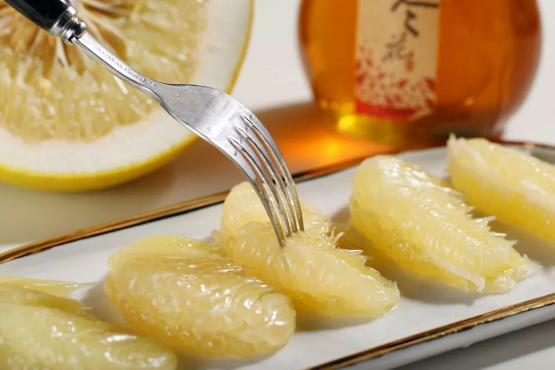 新鲜多汁的柚子又酸又甜,春天唯一的应季鲜柚