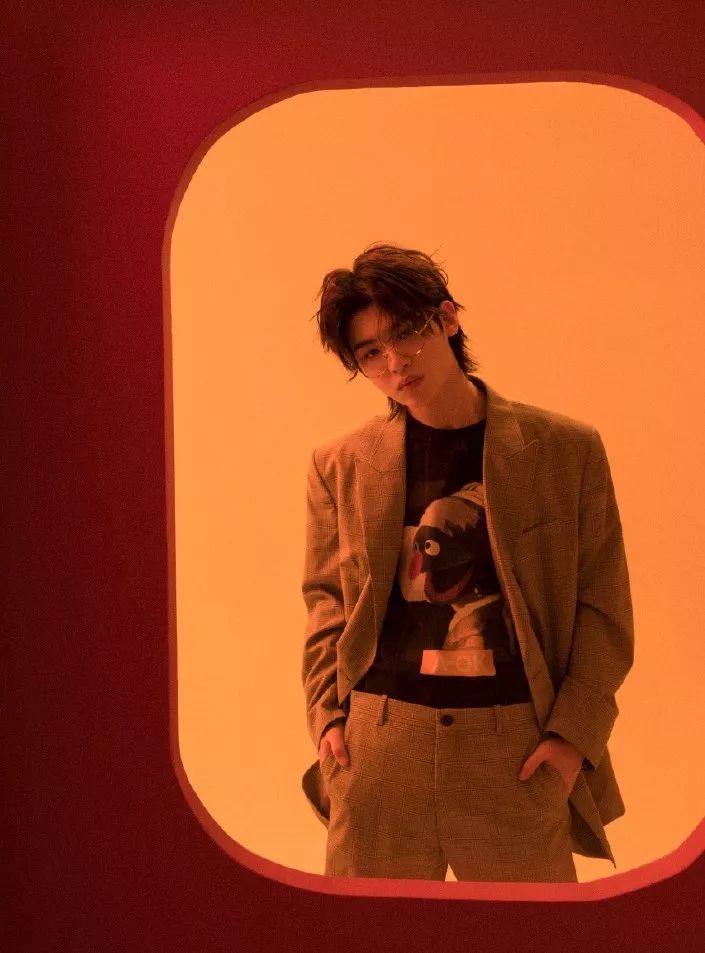 高街里捞夯货要选对KOL，比如宋祖儿孟美岐和张嘉倪她们……