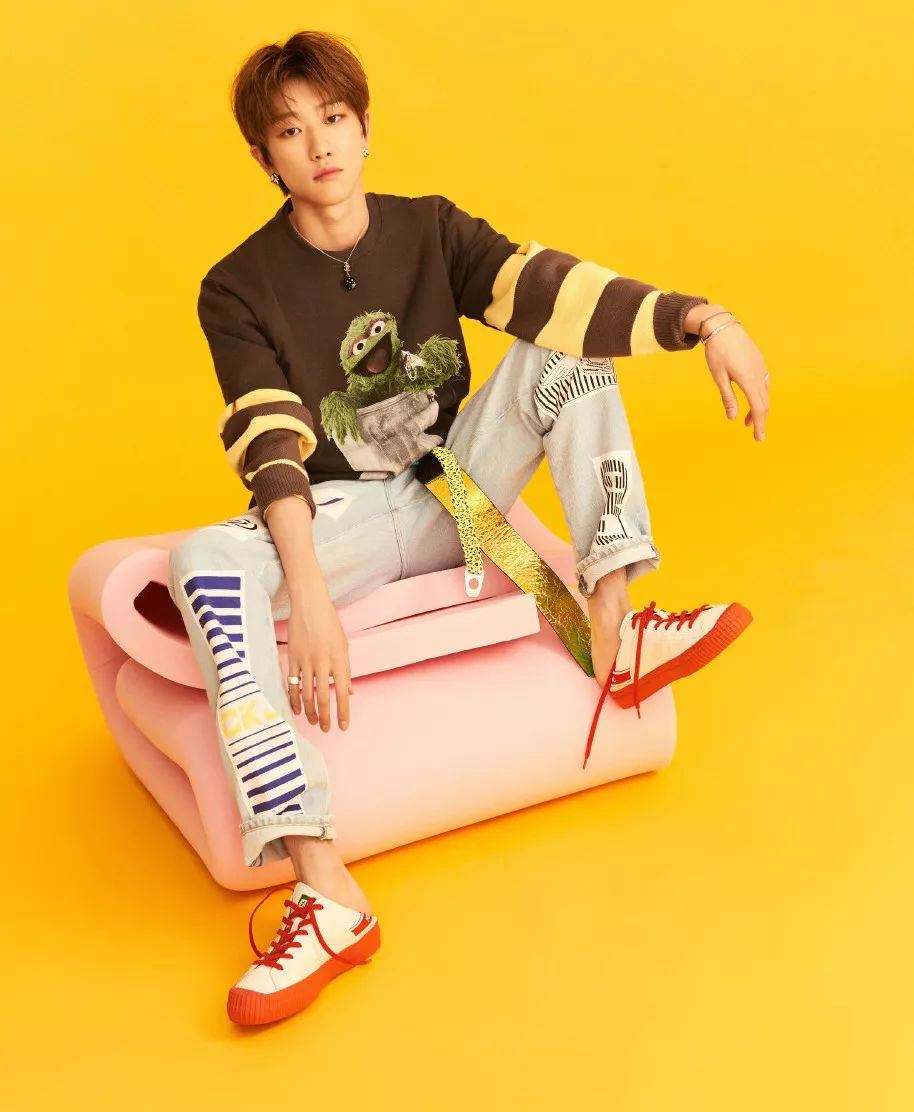 高街里捞夯货要选对KOL，比如宋祖儿孟美岐和张嘉倪她们……