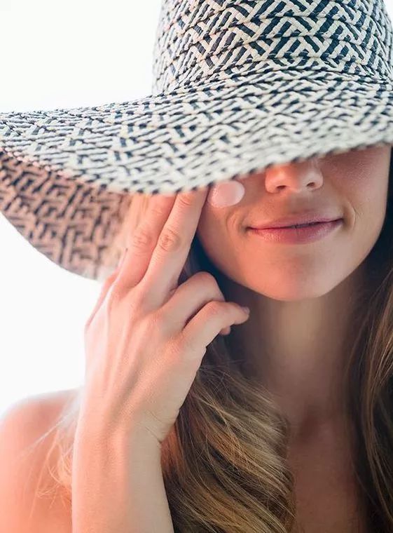 防晒最好使的是哪几款,一黑毁所有今年流行防晒衣