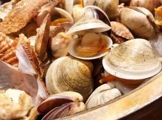 鲜城探店|石家庄这几家爆火的撸串儿店，吃一口让你欲罢不能！！