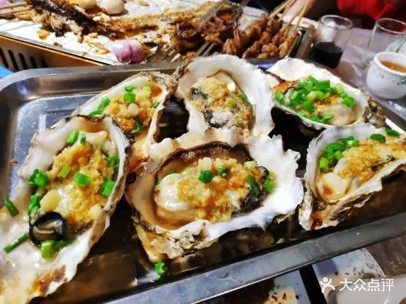 鲜城探店|石家庄这几家爆火的撸串儿店，吃一口让你欲罢不能！！