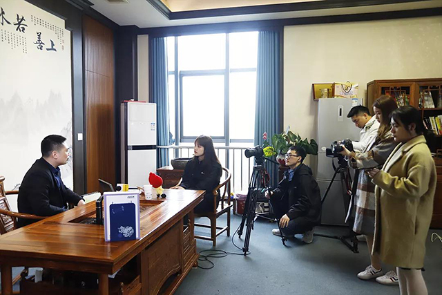 专业打造品质成就,匠心缔造品质家居