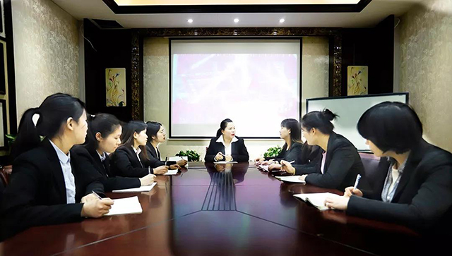 专业打造品质成就,匠心缔造品质家居